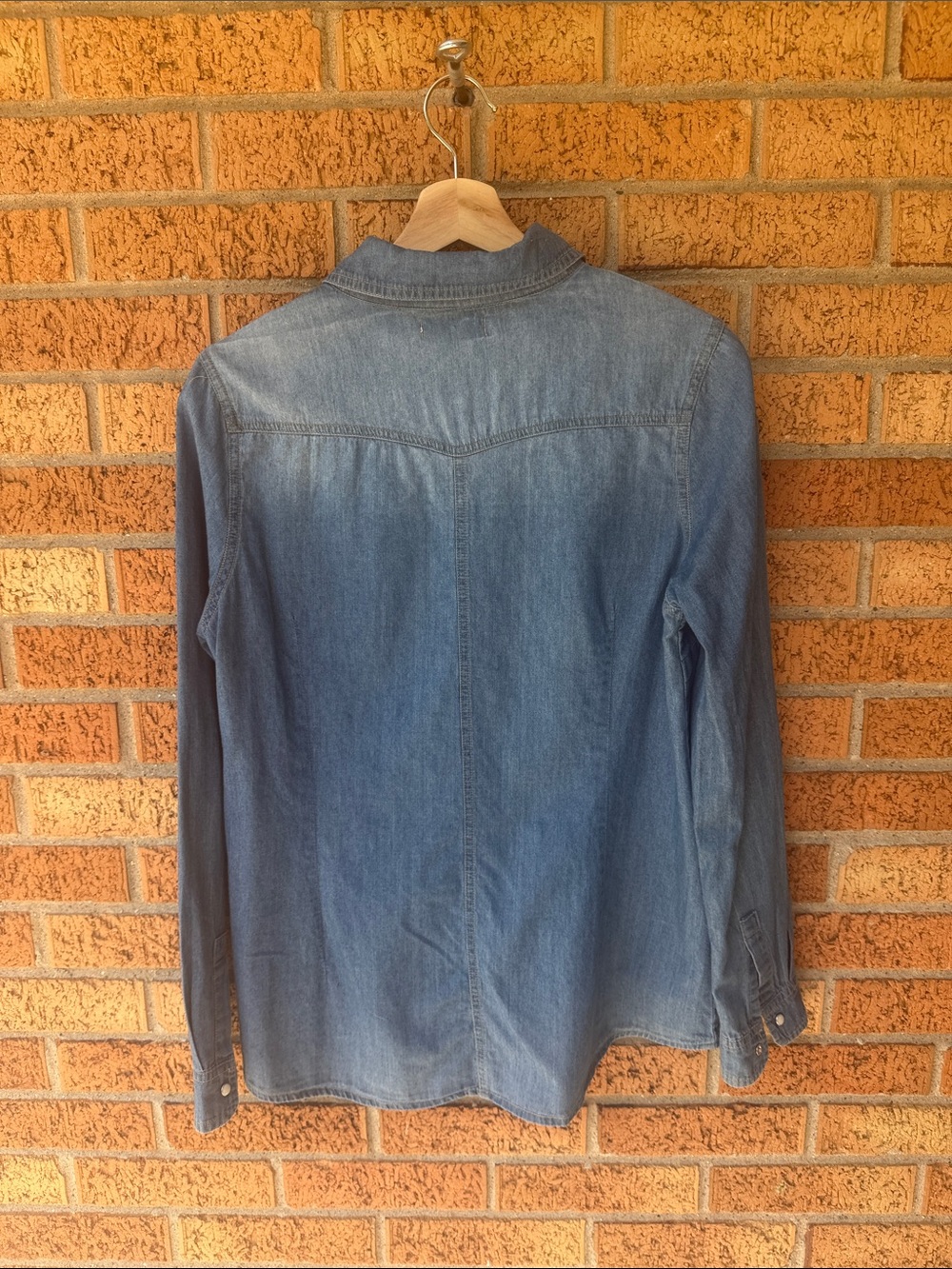 Inso Activewear Chambray Western Snap Front Long Sleeve Shirt Womens Medium Blue - Picture 5 of 8